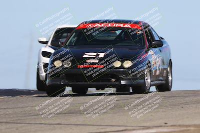 media/Oct-26-2025-CalClub SCCA (Sun) [[8ce1e69566]]/Group 2/Grapevine/